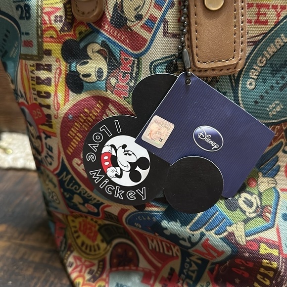 Disney Mickey Mouse tote bag with matching wristlet  nwt lots of room patch work - Picture 5 of 11
